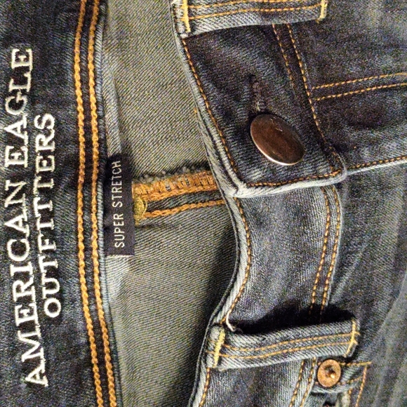 American Eagle women's size 2 bootcut jeans - Picture 4 of 5